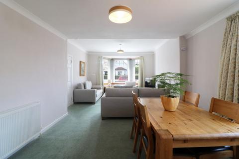2 bedroom detached bungalow for sale, Morris Road, Prestwick, KA9