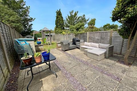 4 bedroom end of terrace house for sale, Davis Road, Parkstone , Poole, BH12