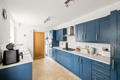 Buckland Avenue, Dover, CT16