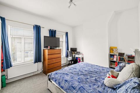 3 bedroom terraced house for sale, Buckland Avenue, Dover, CT16