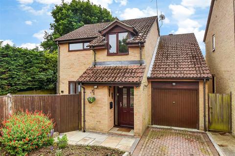 4 bedroom detached house for sale, Coldharbour Close, Crowborough, East Sussex