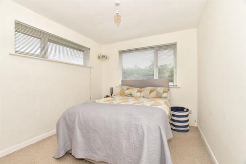 16 Coldharbour Close, Crowborough, TN6 1EU