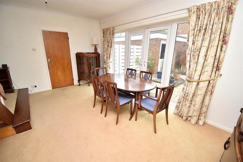 3 bedroom detached house for sale, The Heights, Danbury