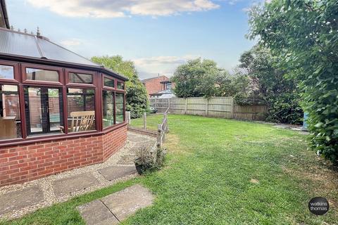 27 Grampian Close, Hereford, HR4 0TA