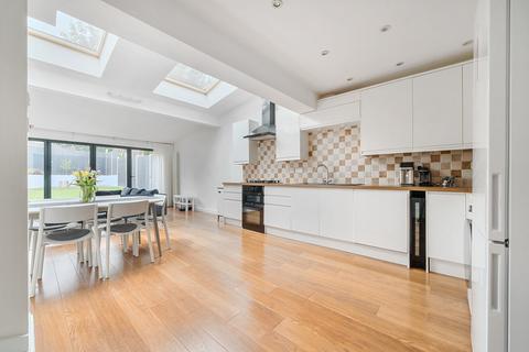 130 Ravensworth Road, London, SE9 4LU