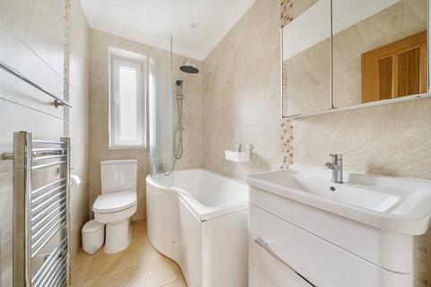 130 Ravensworth Road, London, SE9 4LU