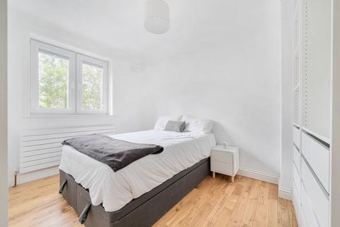 130 Ravensworth Road, London, SE9 4LU
