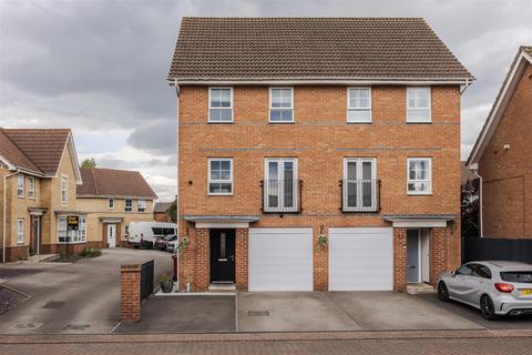 8 Osprey Drive, Scunthorpe, DN16 3EZ