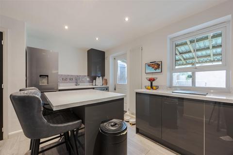 8 Osprey Drive, Scunthorpe, DN16 3EZ