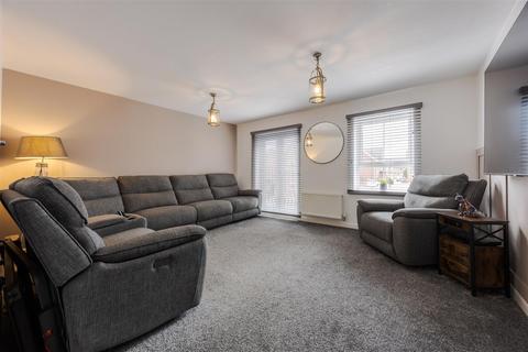 8 Osprey Drive, Scunthorpe, DN16 3EZ