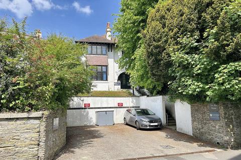 5 bedroom detached house for sale, The Leats, Truro