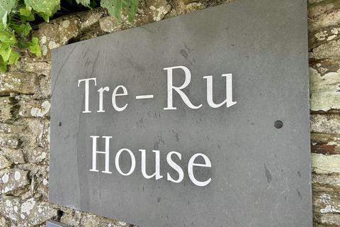 5 bedroom detached house for sale, The Leats, Truro