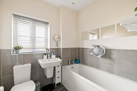 6 Merlin Avenue, Whitfield, Dover, CT16 3FS