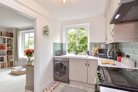 3 bedroom flat for sale, Furze Hill, Hove, Brighton & Hove