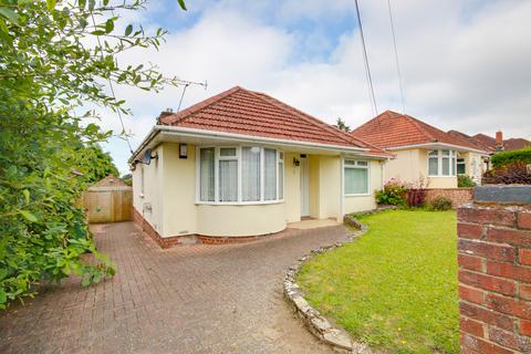 3 bedroom detached bungalow for sale, POETS ESTATE! GUIDE PRICE £300,000 - £325,000! NO FORWARD CHAIN! GORGEOUS GARDEN!