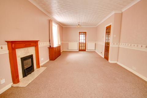 3 bedroom detached bungalow for sale, POETS ESTATE! GUIDE PRICE £300,000 - £325,000! NO FORWARD CHAIN! GORGEOUS GARDEN!