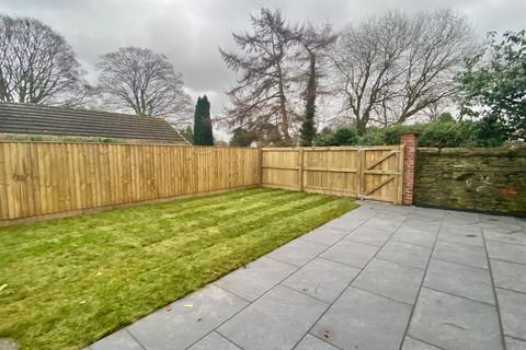 4 bedroom house to rent, Silvan Court, Macclesfield