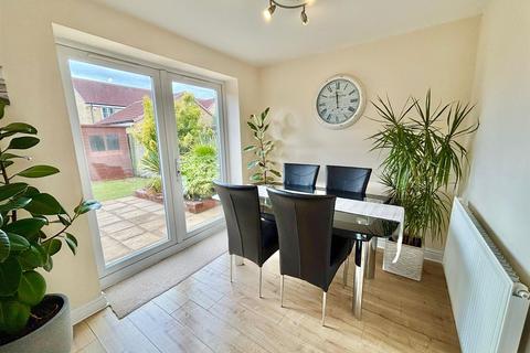 3 Avocet Close, Hornsea, HU18 1LG