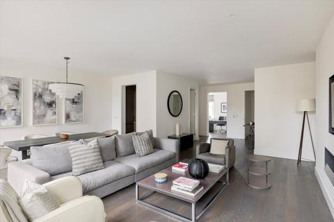 3 bedroom flat to rent, Cadogan Square, London, SW1X