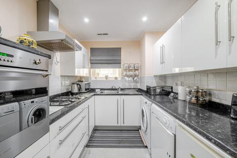 undefined, Southwood Close, Worcester Park KT4