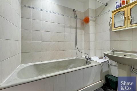 57 Cranston Close, Hounslow, TW3 3DQ