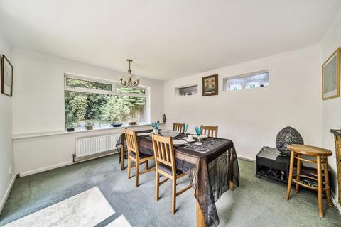 4 bedroom semi-detached house for sale, Kings Close, Walton On Thames, Surrey, KT12
