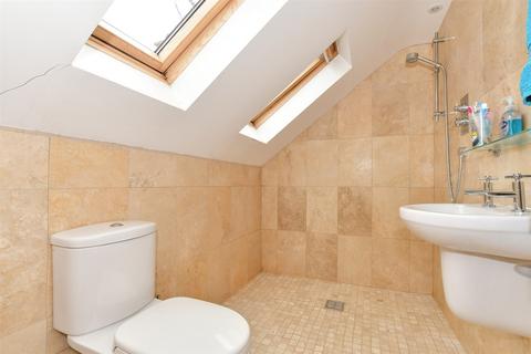 9 Penfold Way, Steyning, BN44 3PG