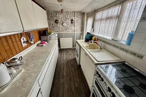 3 bedroom end of terrace house for sale, Connaught Road, Middlesbrough