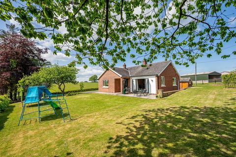3 bedroom detached bungalow for sale, Kirkcambeck, Brampton, CA8