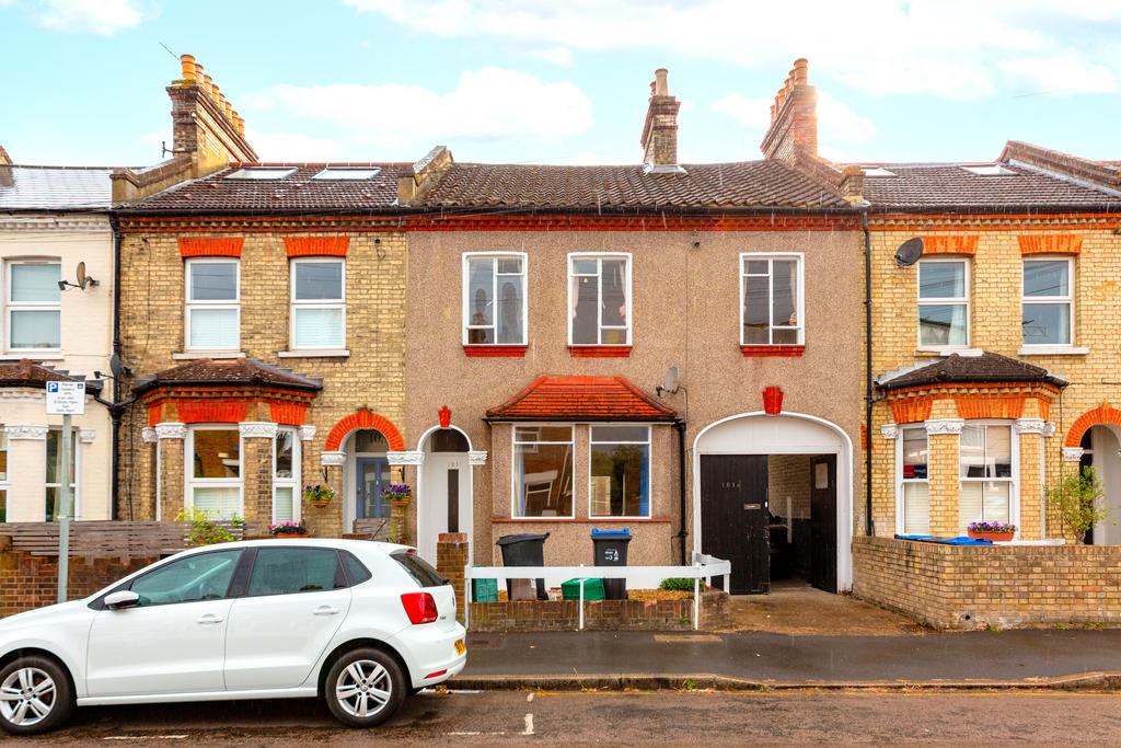 101 Gladstone Road, Wimbledon, SW19 1 QR-11