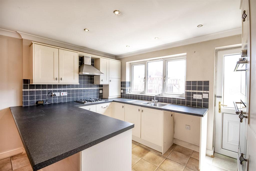 DSC 1750-Edit kitchen.JPG