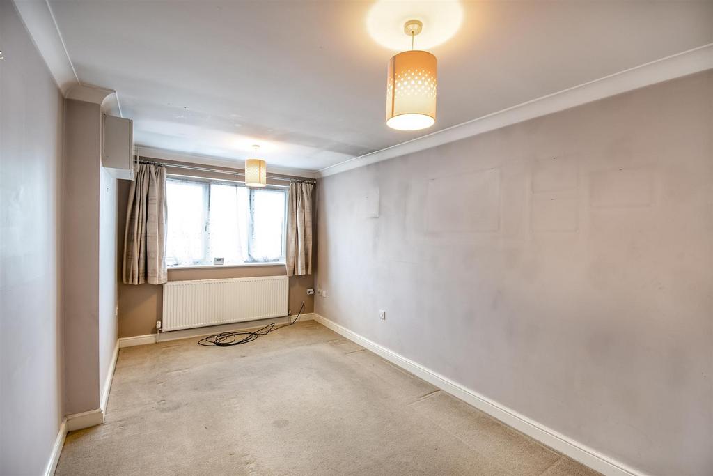 DSC 1765-Edit room.JPG
