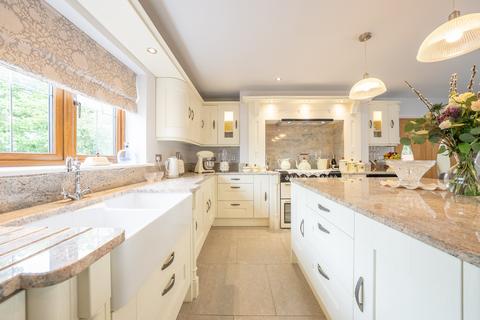 4 bedroom detached house for sale, Southend Lane, Newent