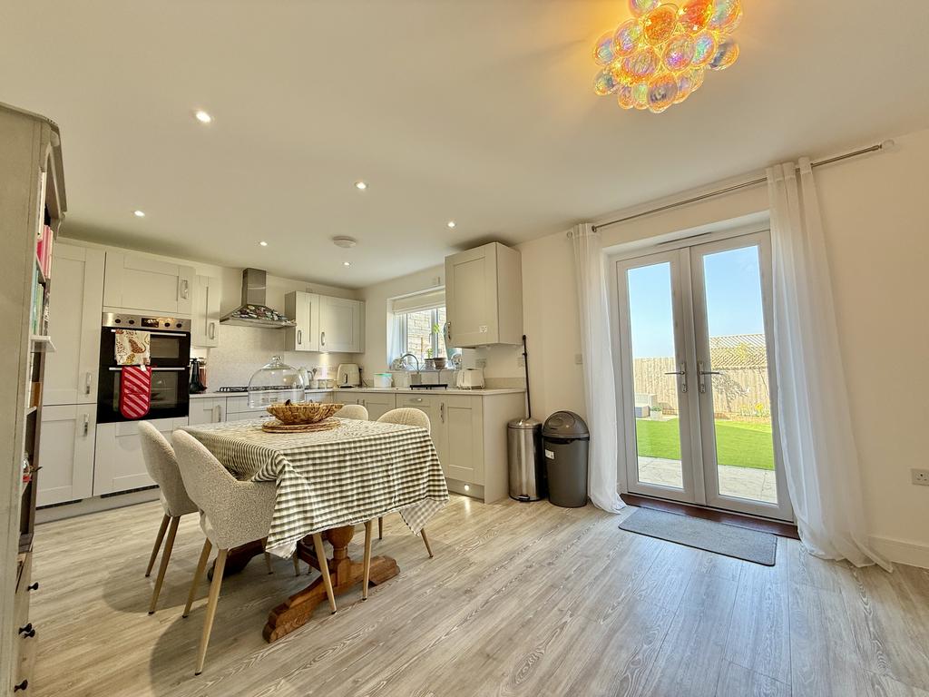 Kitchen 1