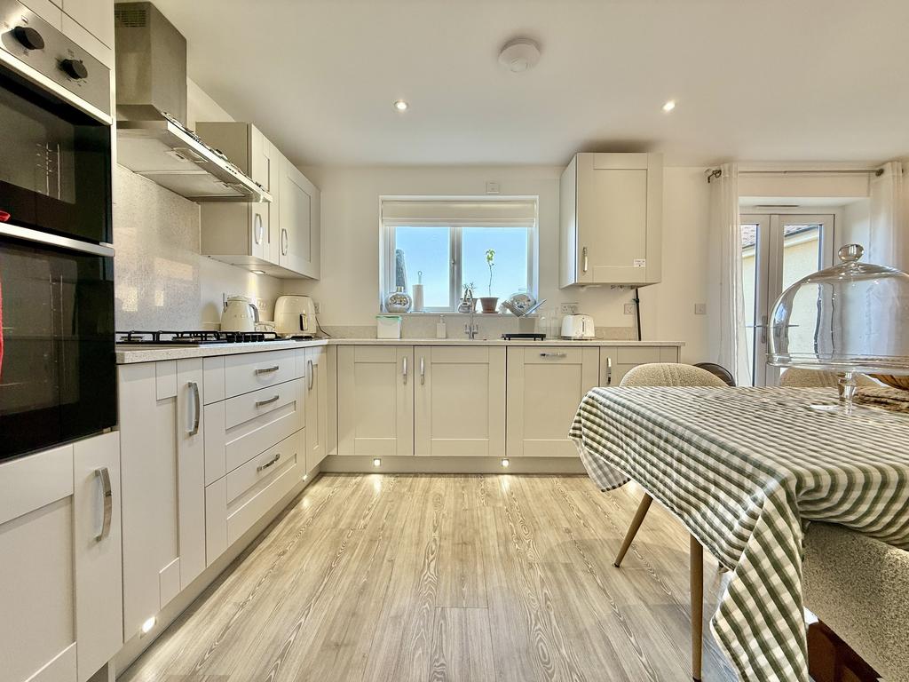 Kitchen 3