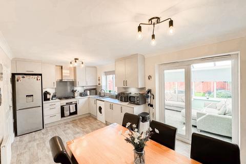2 Astbury Close, Bury, BL9 9GD