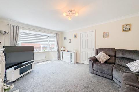 2 Astbury Close, Bury, BL9 9GD