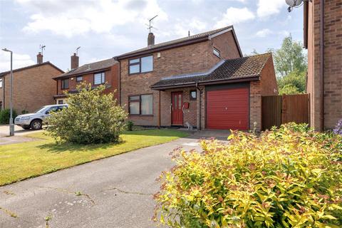 4 bedroom detached house for sale, Cherry Hill Close, Beccles NR34