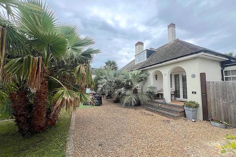 undefined, Chichester Avenue, Hayling Island, Hampshire PO11 9EZ