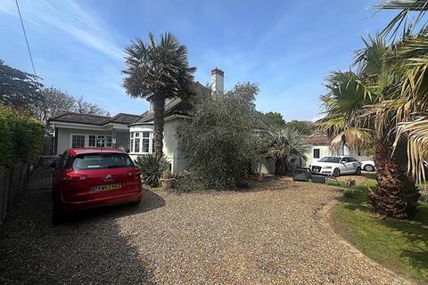 undefined, Chichester Avenue, Hayling Island, Hampshire PO11 9EZ