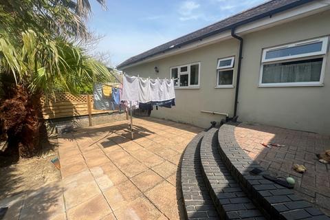 undefined, Chichester Avenue, Hayling Island, Hampshire PO11 9EZ