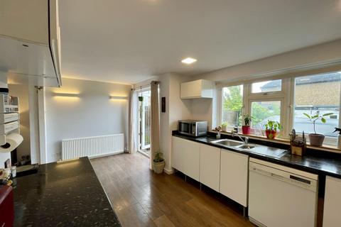 542 Davidson Road, Croydon, CR0 6DG
