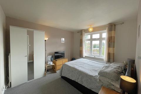 542 Davidson Road, Croydon, CR0 6DG