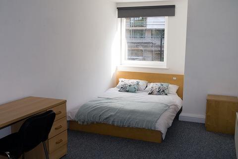 2 bedroom flat to rent, Flat 9, 205 Clarendon Road, Leeds, LS2 9DU