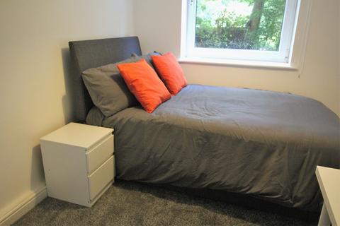 2 bedroom flat to rent, Flat 16, 205 Clarendon Road, Leeds, LS2 9DU