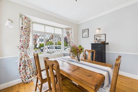 undefined, Windmill Hill, Ruislip HA4