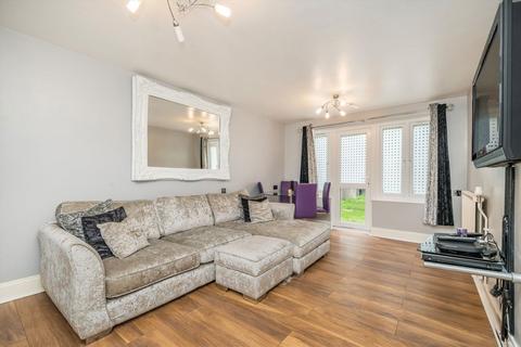 1 bedroom maisonette for sale, Wilde Close, London E8