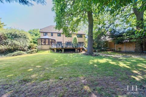 5 bedroom detached house for sale, Tall Trees Close, Emerson Park