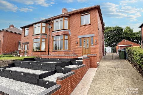 42 Edward Road, Shaw, Oldham, OL2 7EY