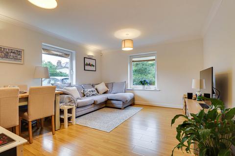2 bedroom flat for sale, Dawn Court, Bakers Close, St Albans, AL1